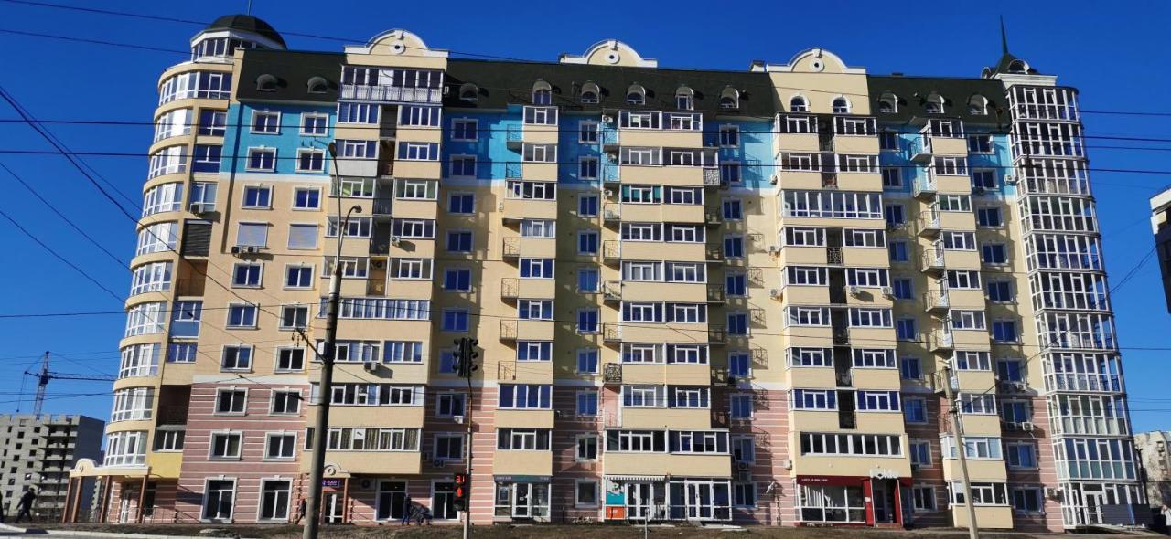 Lavina Apartments Sumî Exterior foto